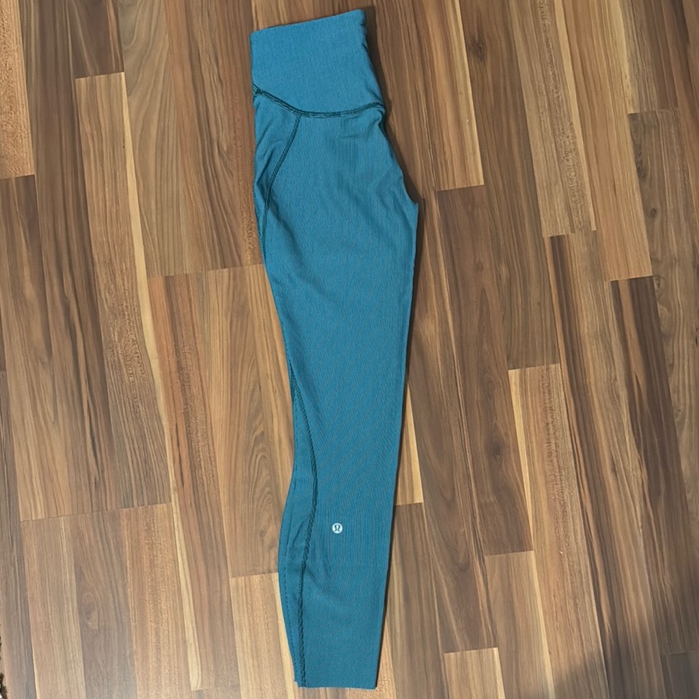 Lululemon Teal High-Waisted Leggings